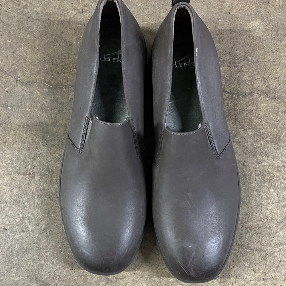 Dansko Women’s Slip-On Loafers in Dark Gray size 38/7.5